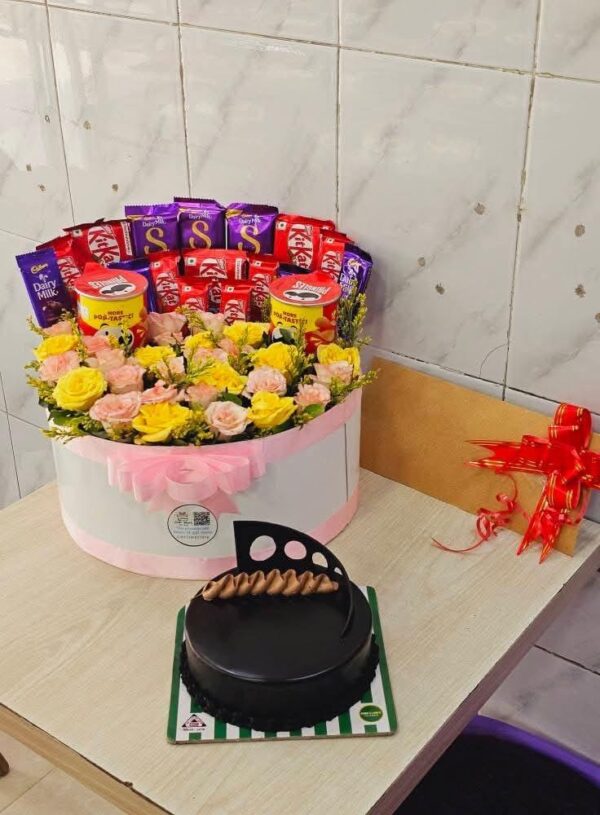 Snacks bouquet   with Chocolate Cake
